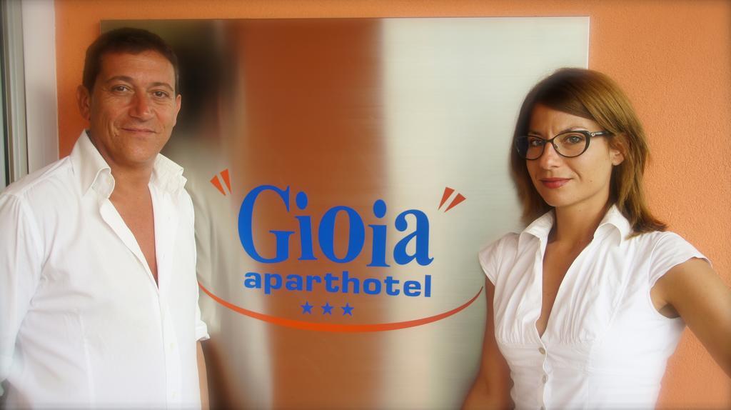 Aparthotel Gioia Каорле Экстерьер фото
